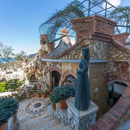 Hotel Artisti Vlorë 外观 照片