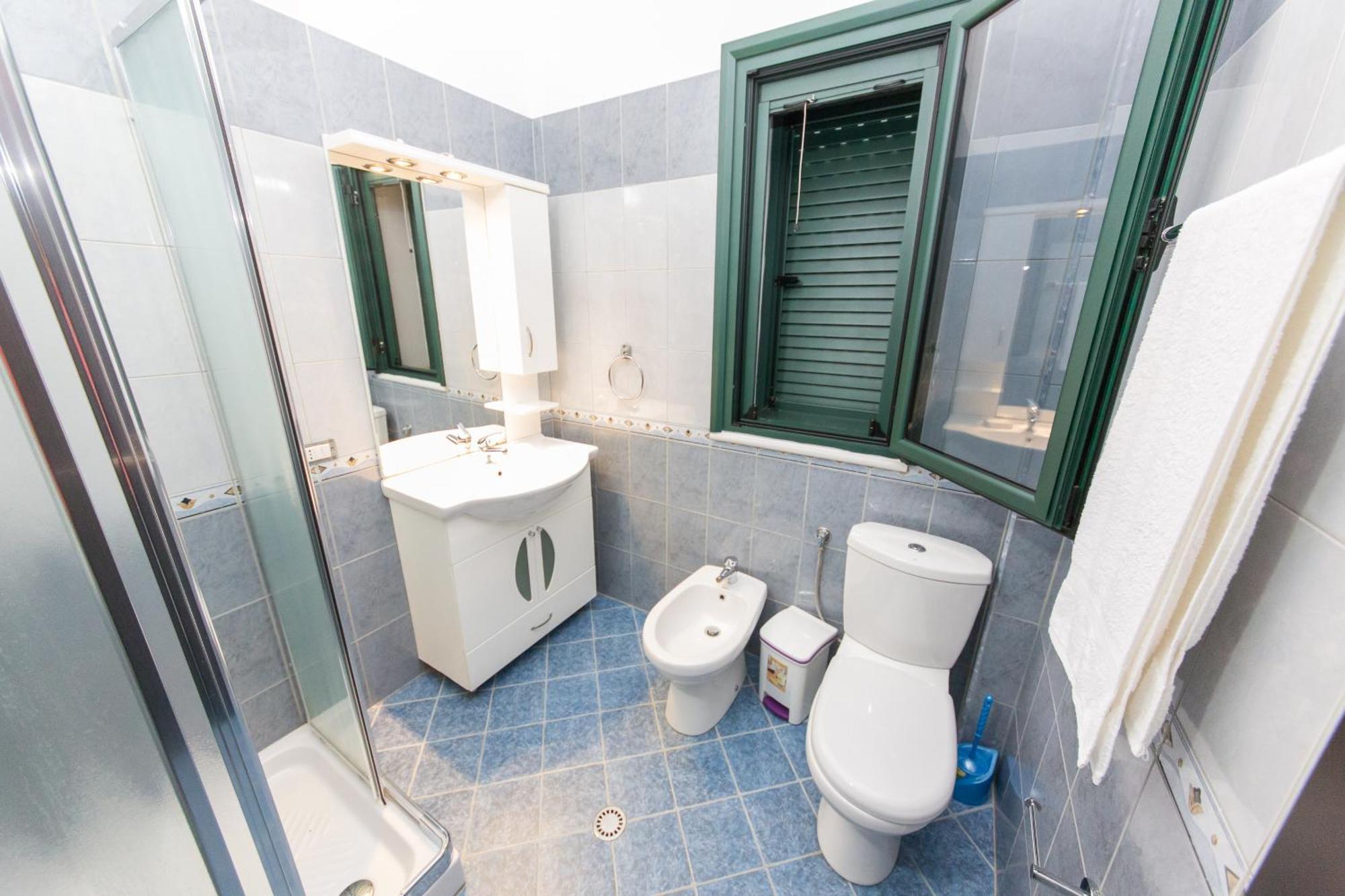 Hotel Artisti Vlorë 客房 照片