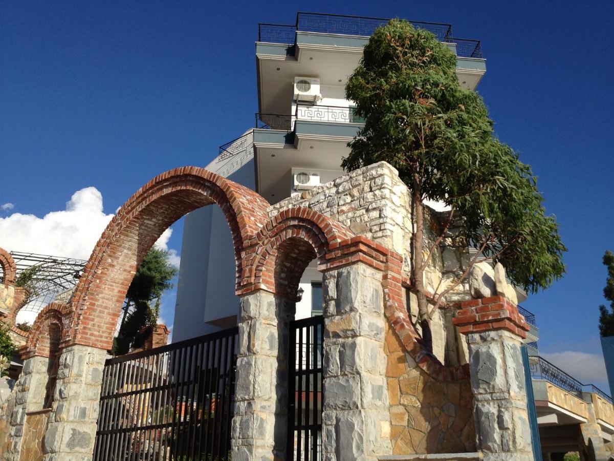 Hotel Artisti Vlorë 外观 照片
