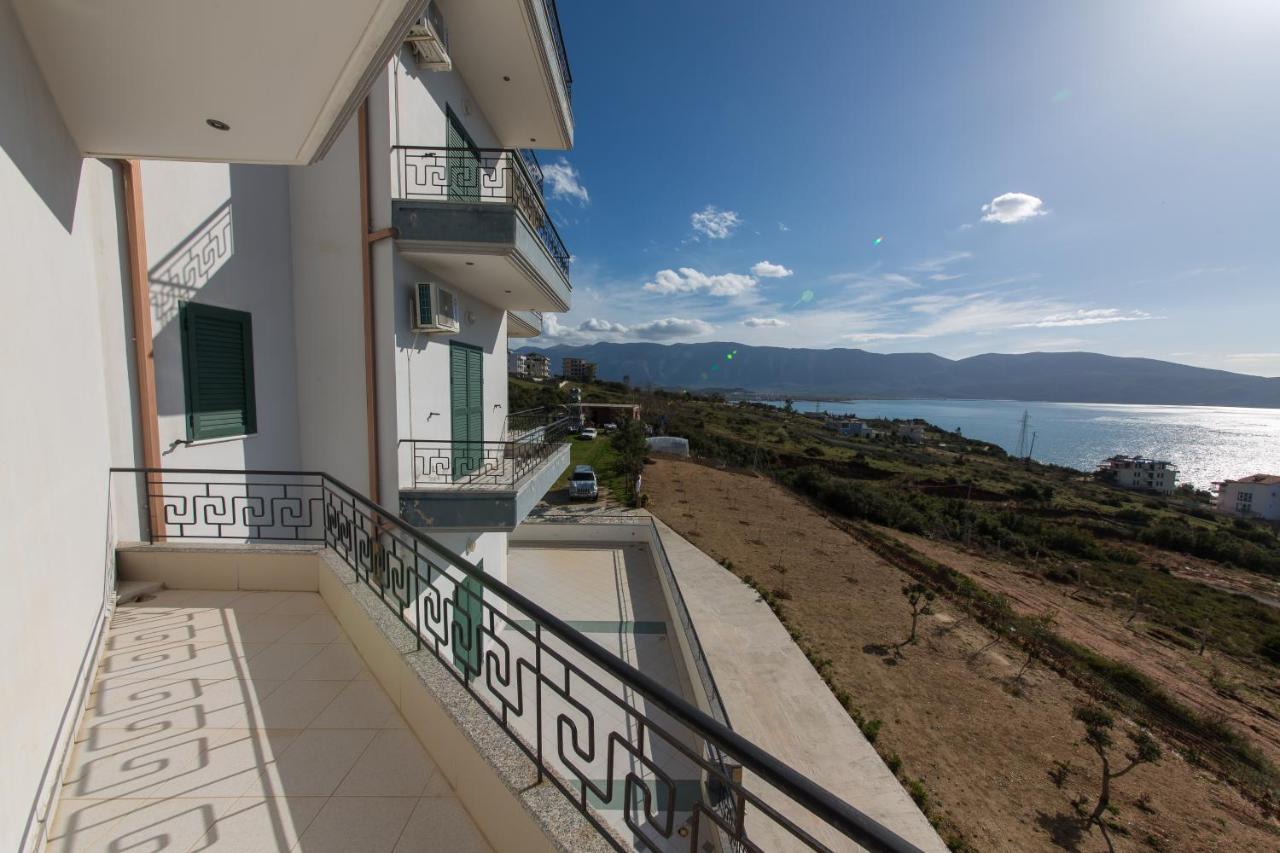 Hotel Artisti Vlorë 外观 照片